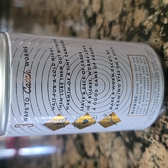 CAN OF WORMS - Picture 2 of 4